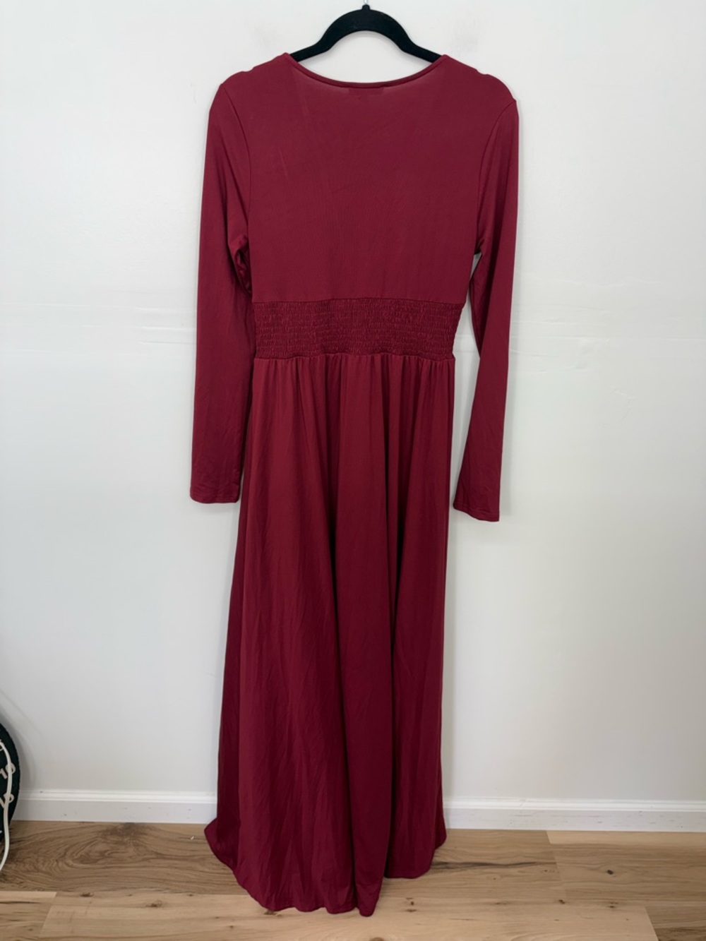 Baltic Born Deep V Long Sleeve Maxi Dress in Burgundy BB25 - Picture 8 of 9